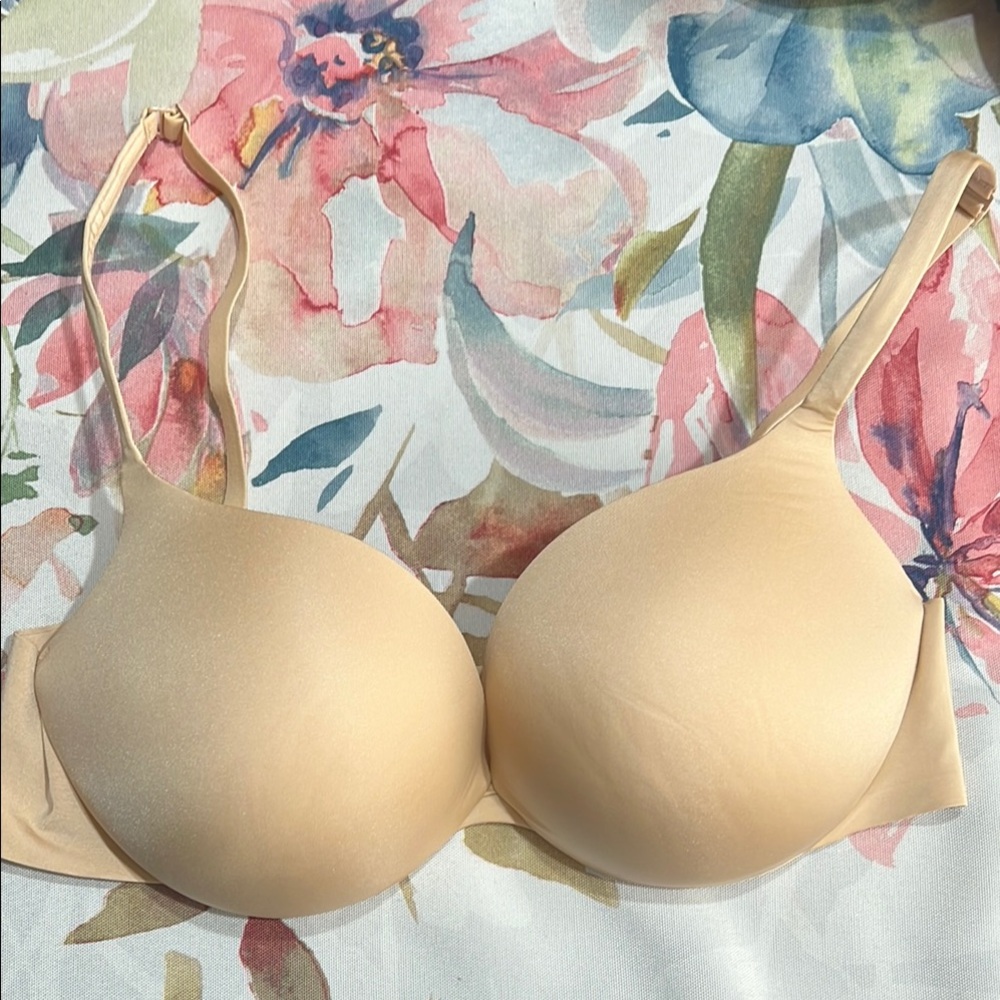 Skims push-up plunge bra